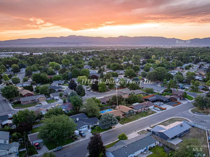11132 W Barden Tower Dr, Boise, ID 83709-0106