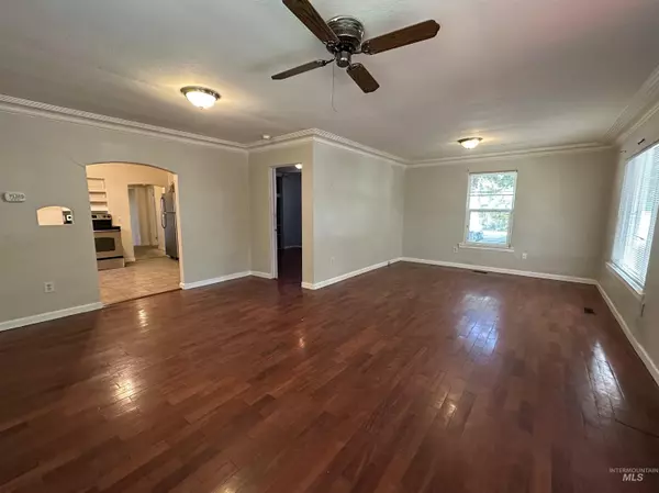 Boise, ID 83703,2529 N Lander