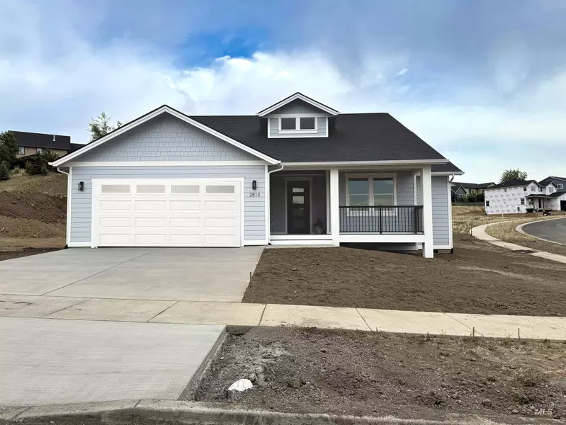 2513 E 3rd Street, Moscow, ID 83843