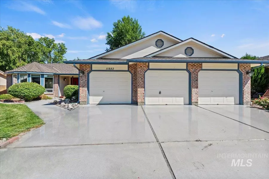 11882 W Albany Dr, Boise, ID 83713