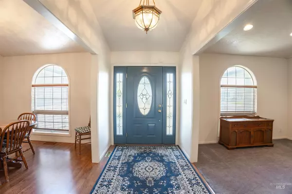 Ontario, OR 97914,163 Hill St