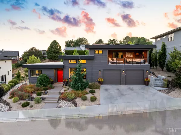 3017 N Lancaster Pl, Boise, ID 83702