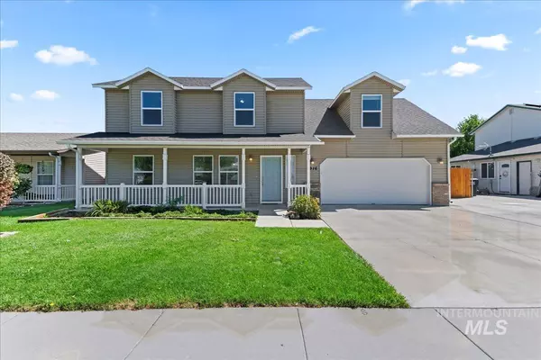 1916 N Duck Hawk Ave,  Kuna,  ID 83634