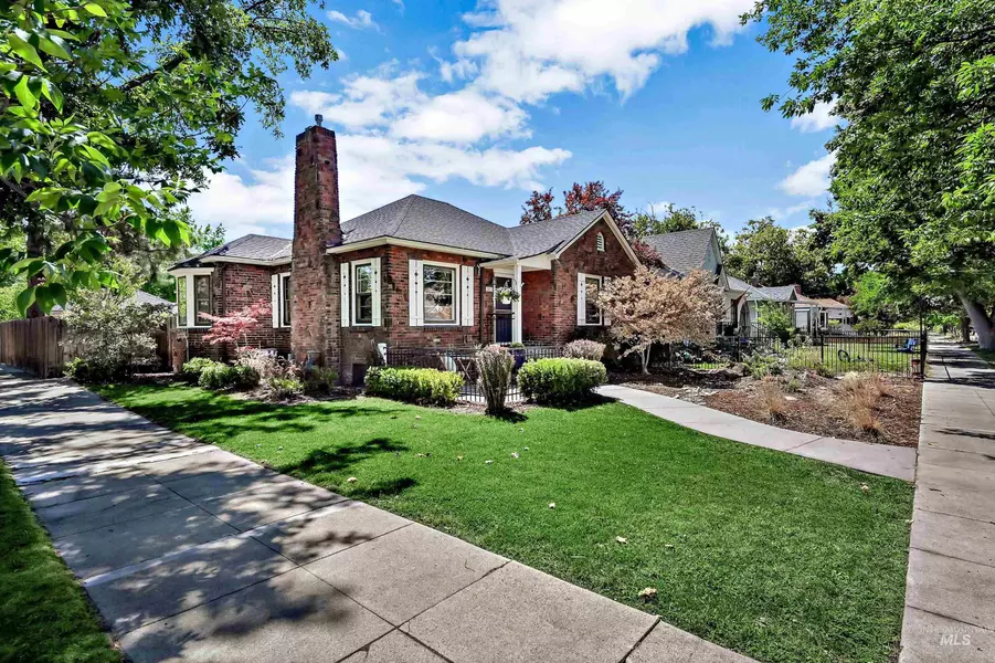 2401 W Madison Ave, Boise, ID 83702-4818
