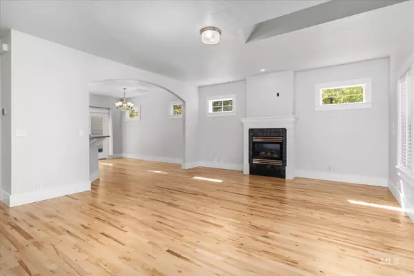 Boise, ID 83716,4970 E Sawmill Way