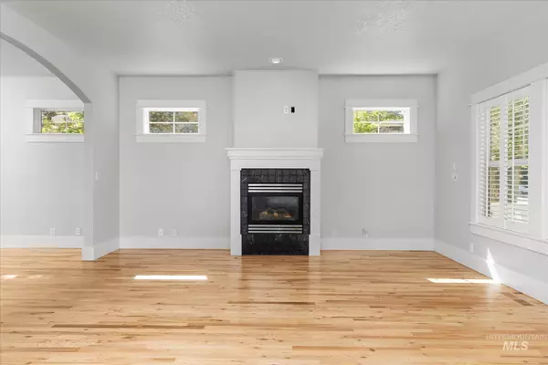 Boise, ID 83716,4970 E Sawmill Way