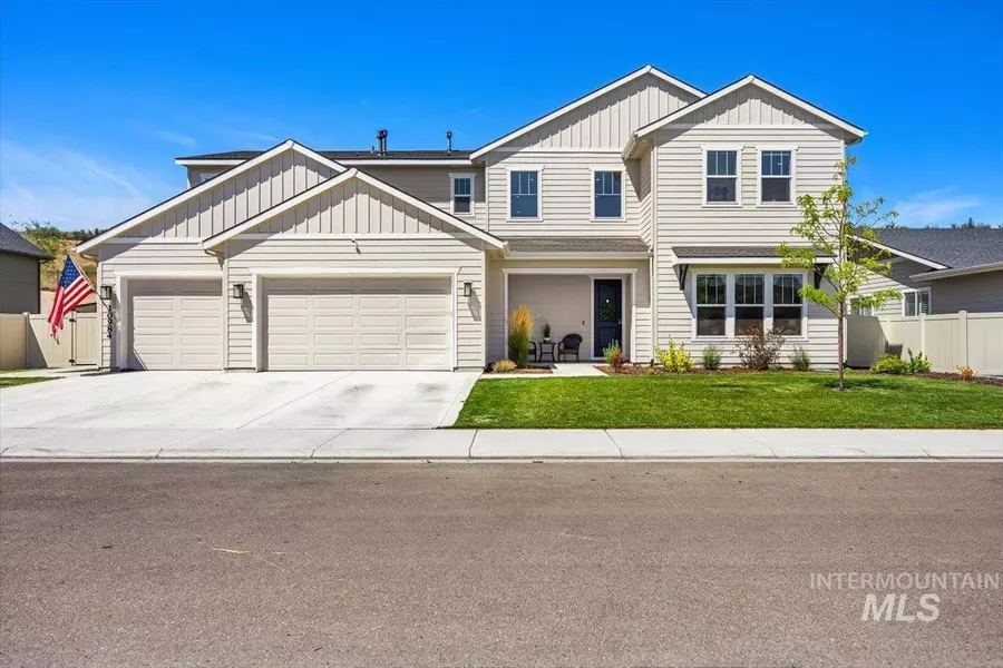 10984 W Collina Vista Dr, Star, ID 83669