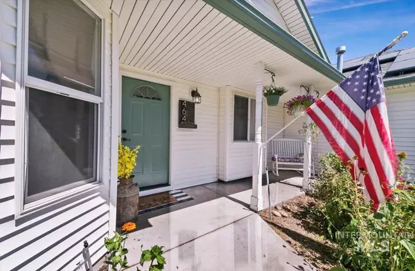 Meridian, ID 83642,464 W Pack Ave