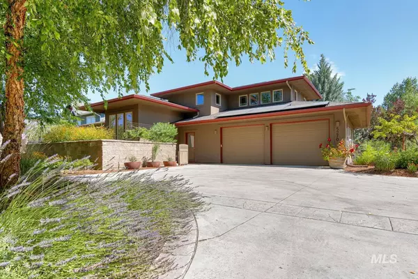 Boise, ID 83714,5270 W Hidden Springs Dr