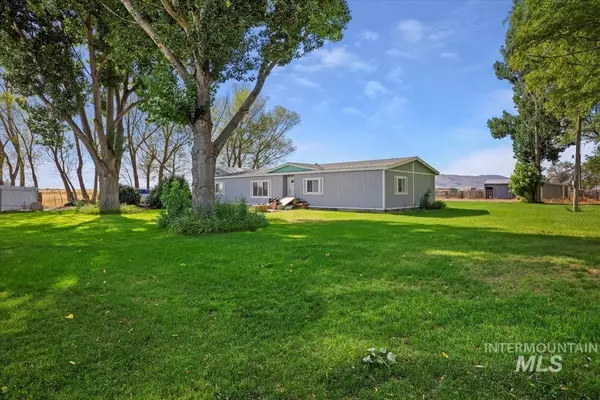 Declo, ID 83323,1009 E 200 N