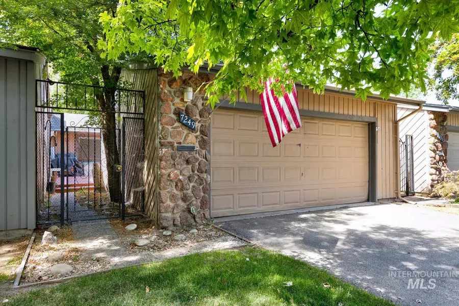 7249 W Cascade Dr., Boise, ID 83704