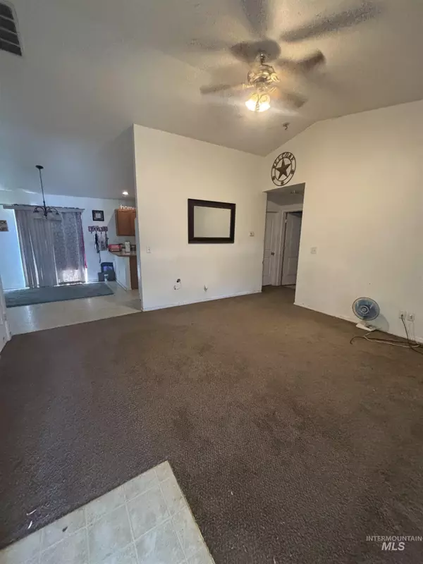 Nampa, ID 83687,71 S Kelli Loop