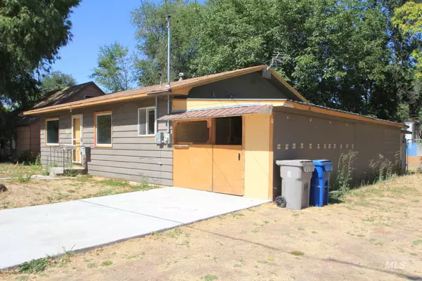 2224 2nd St S, Nampa, ID 83651