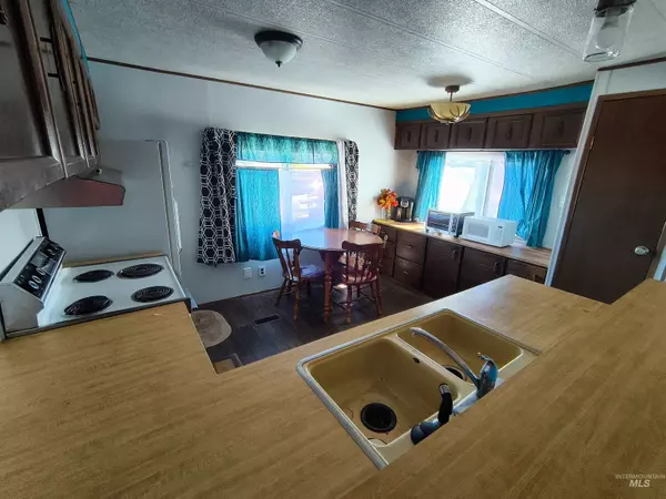 Council, ID 83612,307 California Ave.