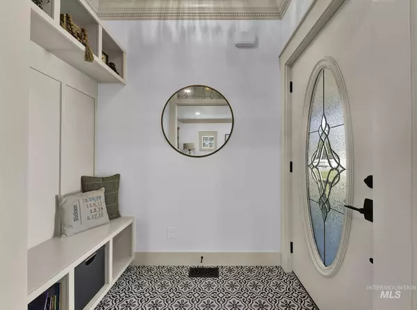 Nampa, ID 83687,5049 Cherry Ln