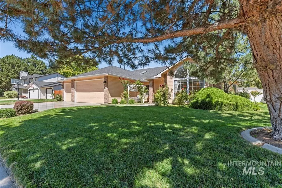 12150 W Hickory Dr, Boise, ID 83713