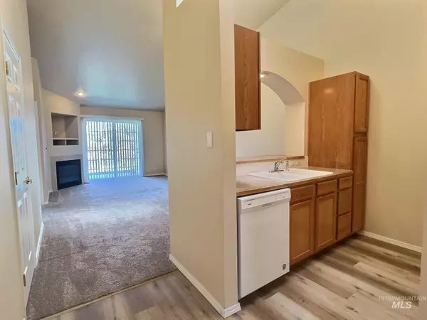 Meridian, ID 83646,166 E Waterbury Ln