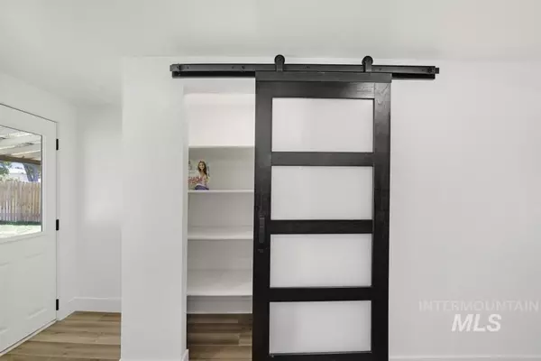 Buhl, ID 83316,126 6th Ave S