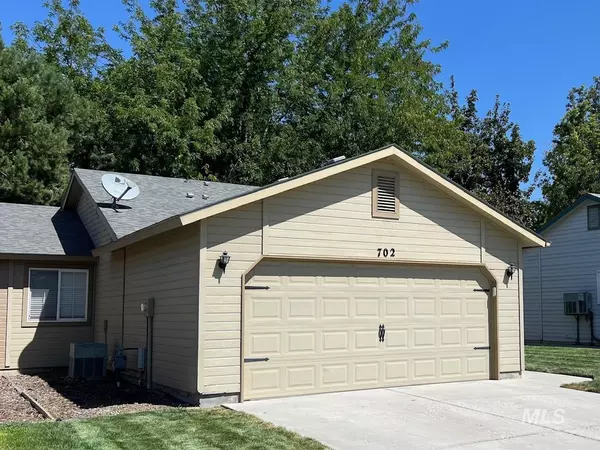 Nampa, ID 83686,702 E Maryland Ave