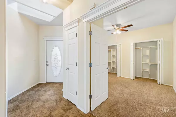 Boise, ID 83704,10071 Sunflower