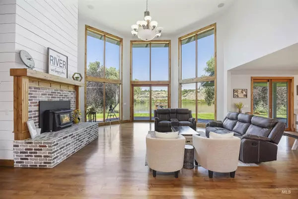 Hagerman, ID 83332,938 E 5204 N