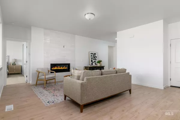 Star, ID 83669,9124 W Moon River Dr