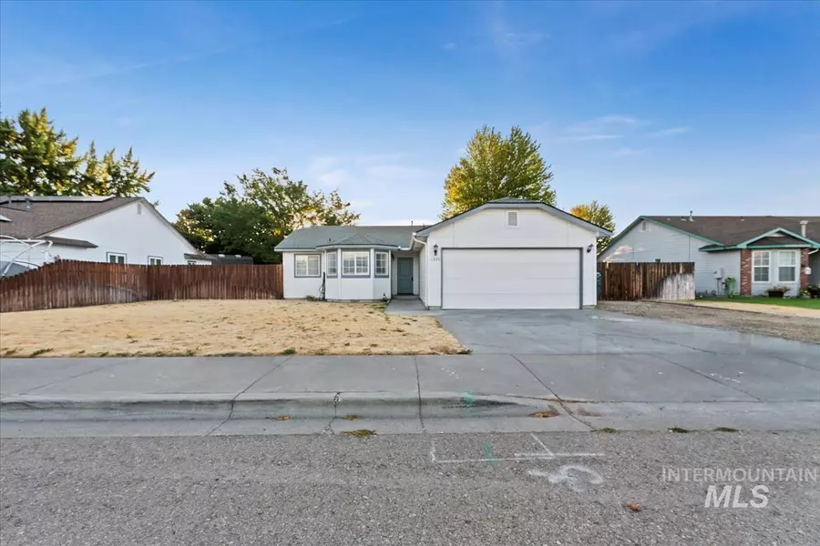 1860 N Haskett, Mountain Home, ID 83647