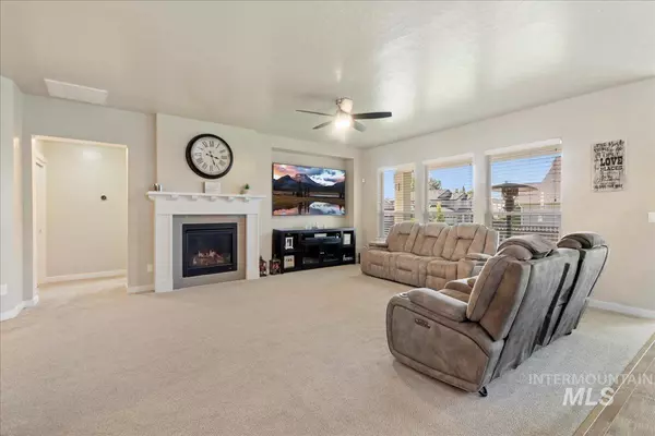 Boise, ID 83709,6067 S. Chinook Way