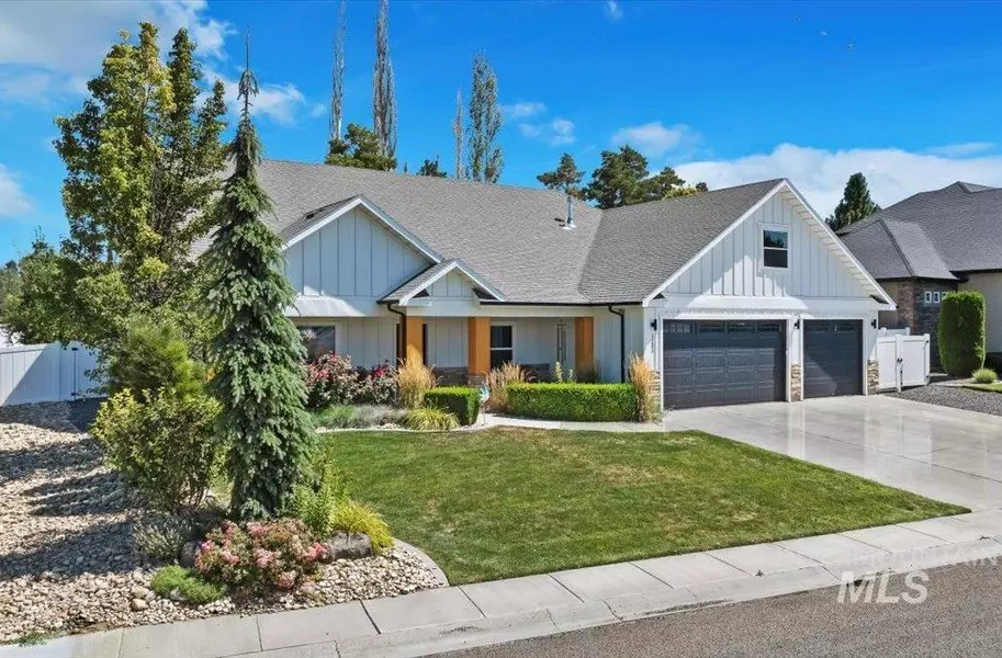 1131 Cole St, Kimberly, ID 83341