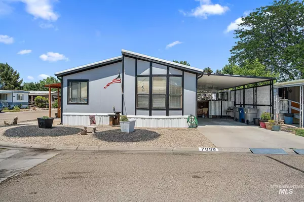 7098 W Royal Glen Lane, Boise, ID 83714-2334