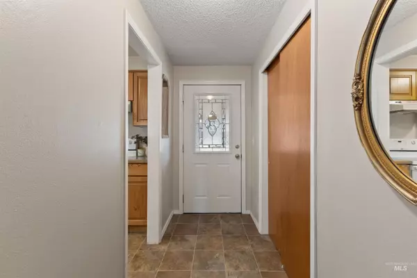 Boise, ID 83704-2901,9300 W Albany Ave