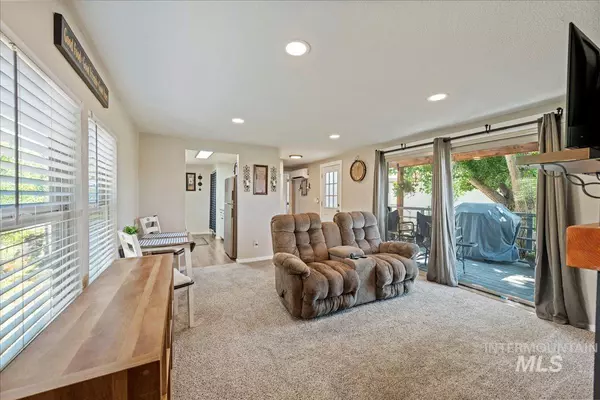 Emmett, ID 83617,701 Monte Vista Dr