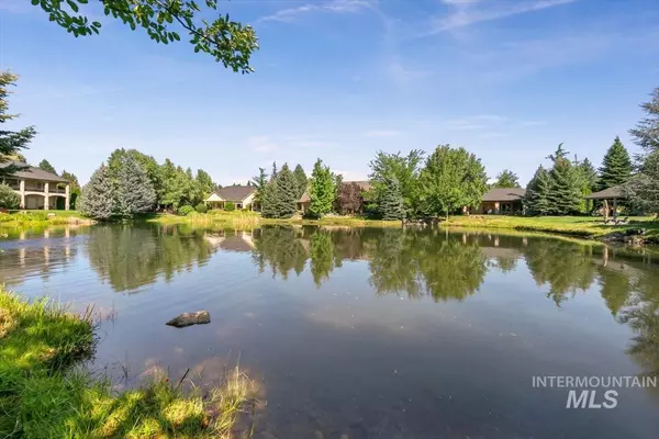 Eagle, ID 83616,662 W Water Grove Drive