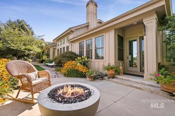 Eagle, ID 83616,662 W Water Grove Drive