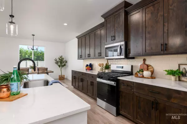 Meridian, ID 83642,1306 W Swift Fox St