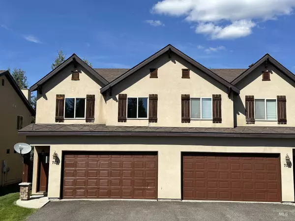 Mccall, ID 83638,703 Grove St