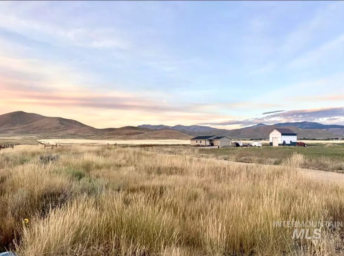 Fairfield, ID 83327,350 N 300 W