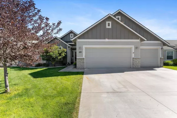 1071 E Grand Haven St, Nampa, ID 83686