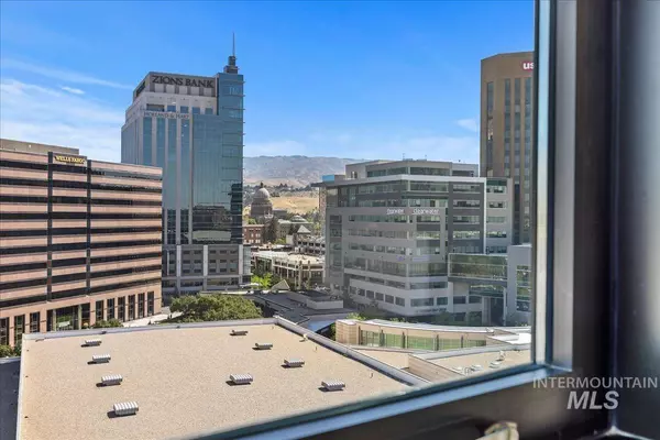 Boise, ID 83702,851 W Front