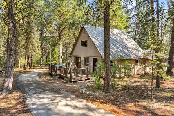 Cascade, ID 83611,5 Alfalfa Way