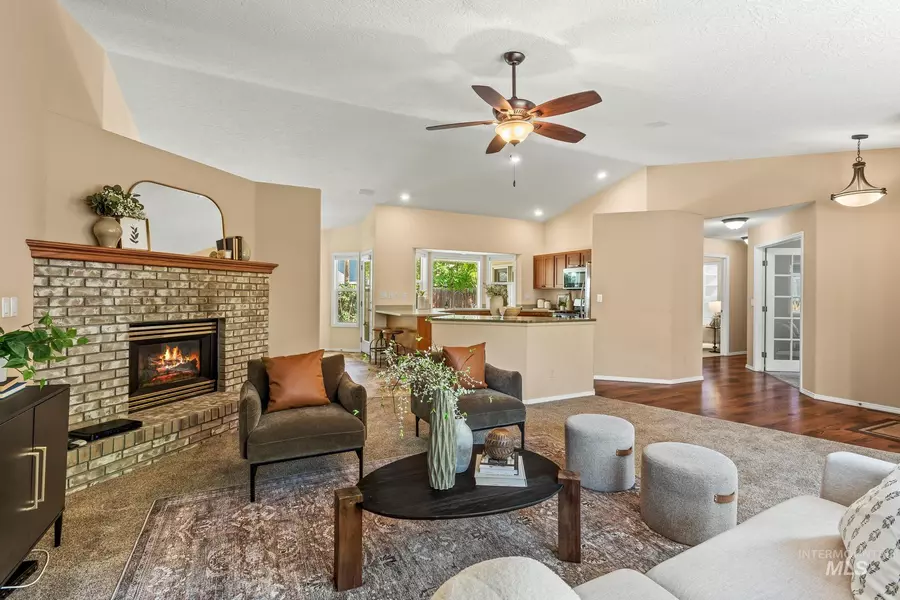 2160 W Dora Lane, Boise, ID 83702