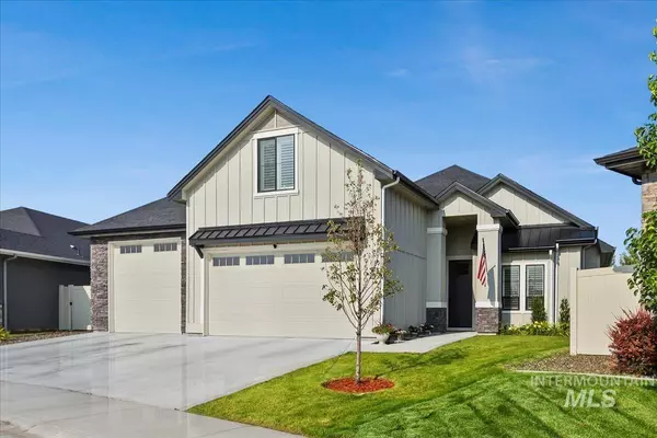 9500 S Blue Oak Ave, Kuna, ID 83634-5585