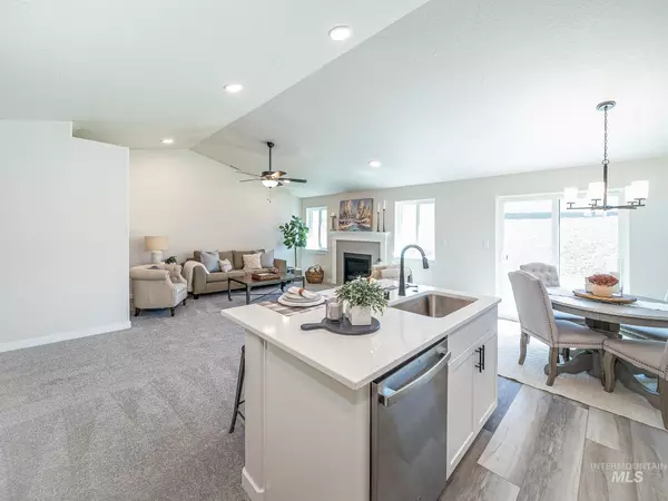 Nampa, ID 83687,17821 N Onaway Ave.