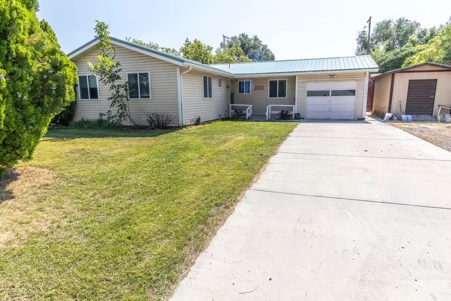 2021 Queens Way, Heyburn, ID 83336