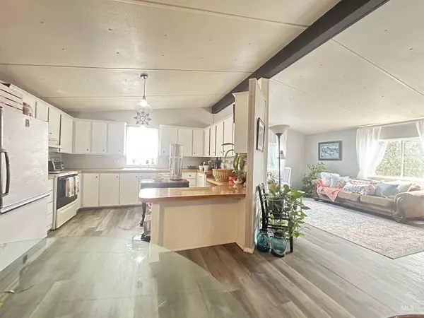 Nezperce, ID 83543,211 Cedar St.