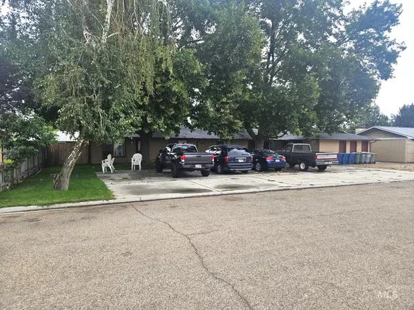 Caldwell, ID 83605,2915 Owyhee Lane