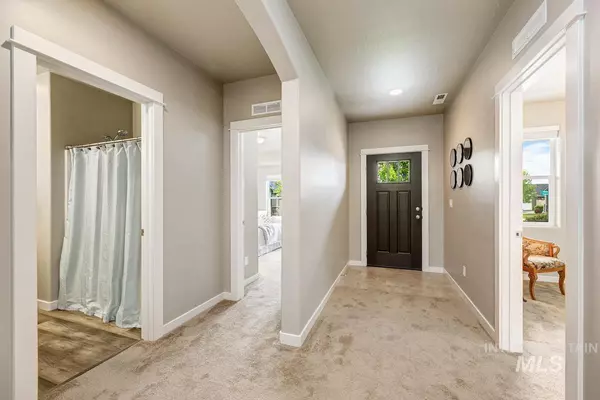 Nampa, ID 83686,595 S Alyssa Ave