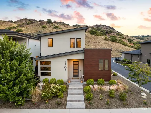 2508 E Warm Springs, Boise, ID 83712