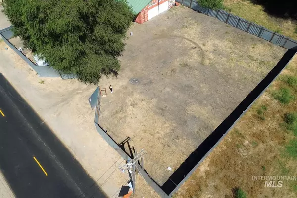 Caldwell, ID 83605,3311 E Chicago St