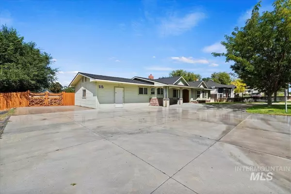 Nampa, ID 83687,515 16th Ave N